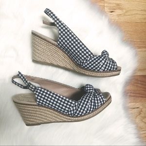 NWOT Wedge Check Espadrilles • Size 8